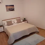 Huljic Apartamento *