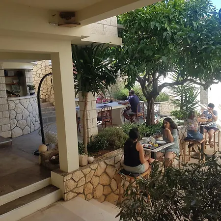 아파트 Accommodation Huljic *