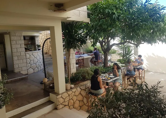 아파트 Accommodation Huljic *