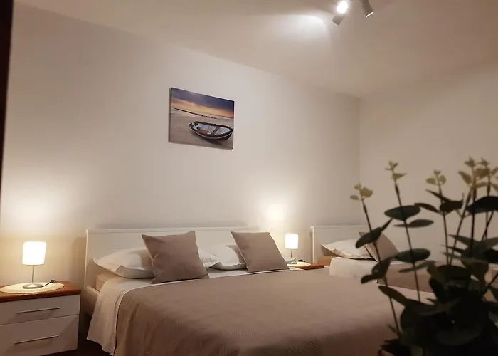 Accommodation Huljic * 흐바르