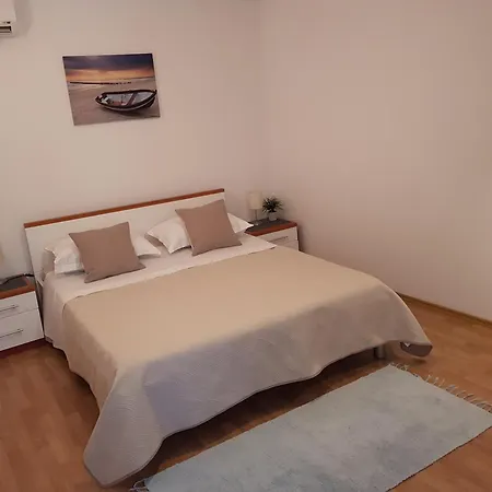 Huljic Apartmán *